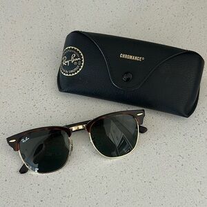Women’s Raybans Clubmaster